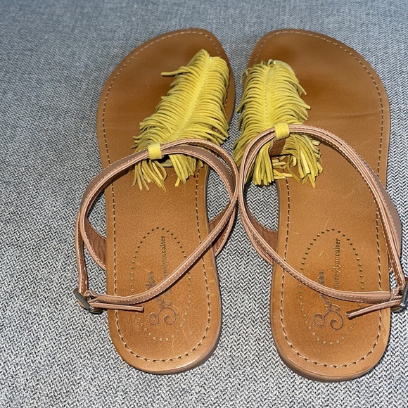 Seychelles & Corey Lynn Calter Fringe Confetti Sandals - Picture 3 of 6